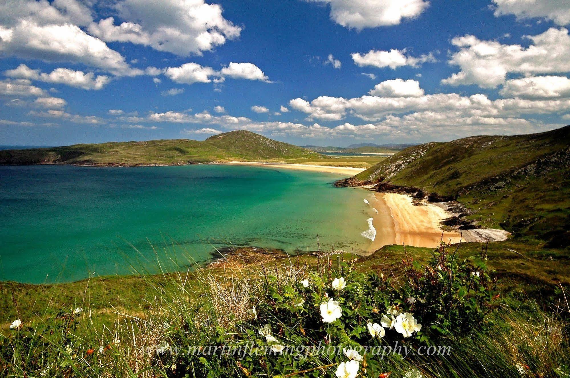 Downings Bay Hotel Buitenkant foto